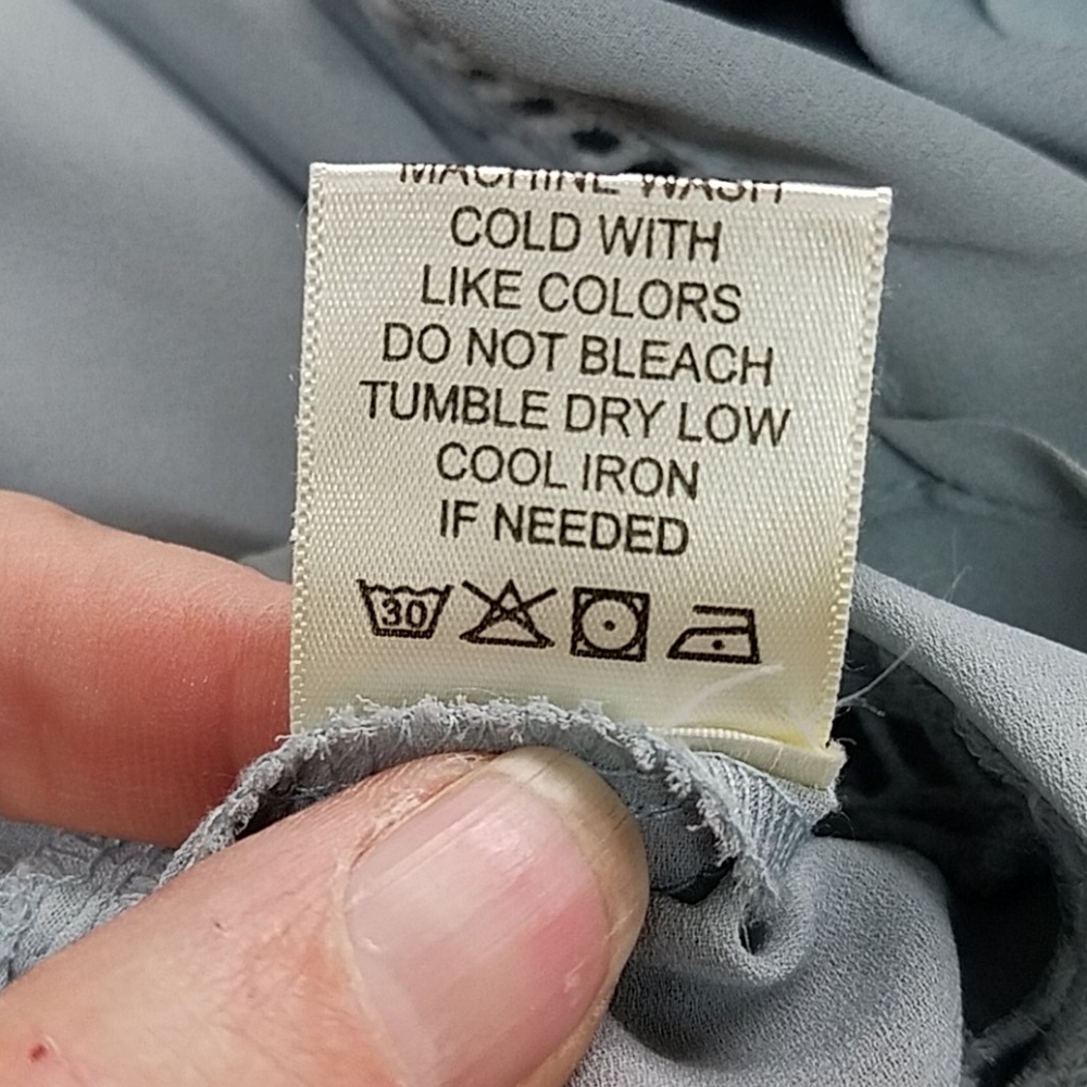 Off the Shoulder Gray Top 2X - Picture 6 of 6